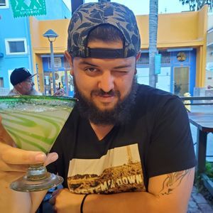 Meet your Posher, Jaime